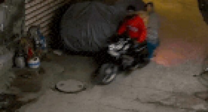 Ludhiana horror: Man cuts friend’s body into 6 pieces after consuming ‘chitta’; CCTV shows couple carrying body | Ludhiana News