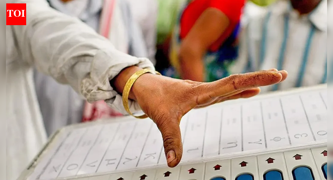 Maharashtra civic polls: Old guard returns as 29 veterans secure re-nomination in Kalwa Mumbra Naupada | Thane News