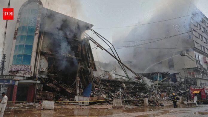 Massive blaze at Karachi mall: Death toll rises to 14; rescue operations continue