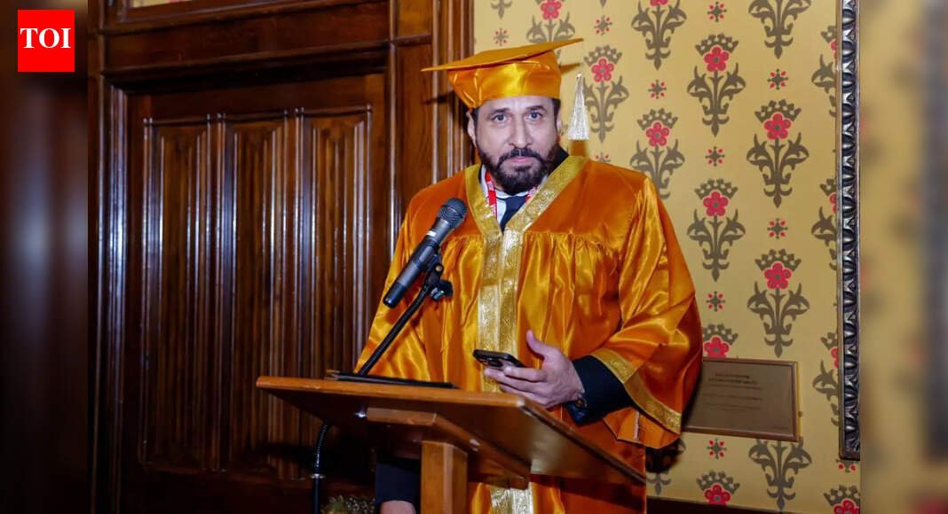 Mumbai: City-based Memon businessman gets honourary doctorate at UK Parliament | Mumbai News