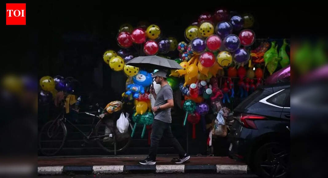 Mumbai wakes up to unseasonal rain showers on the first day of 2026 | Mumbai News