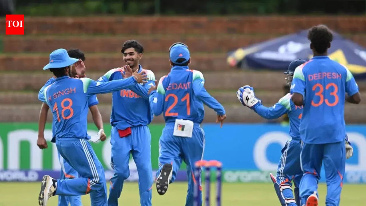 New Zealand Under-19 9/2 in 5.5 Overs