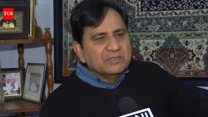 'Plan to attack my residence': After calling Rahul Gandhi 'darpok' Congress leader Shakeel Ahmad makes big claim | India News