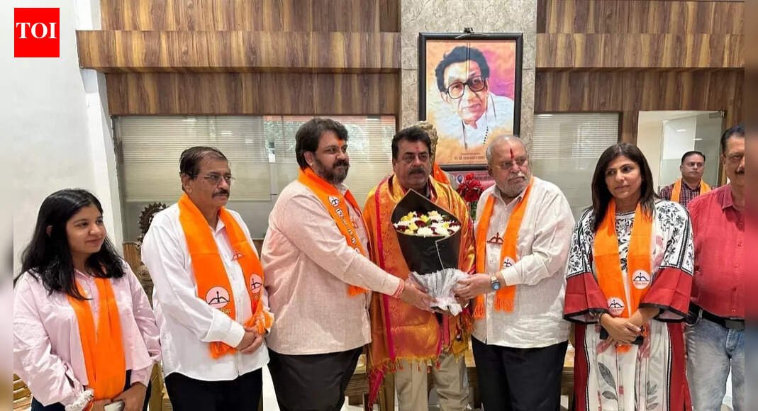 SAI party candidate on last day of campaigning, extends support to Shiv Sena’s candidate | Thane News