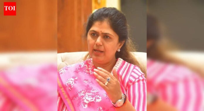 SIT unable to prove suicide abetment in Munde PA’s case | Mumbai News