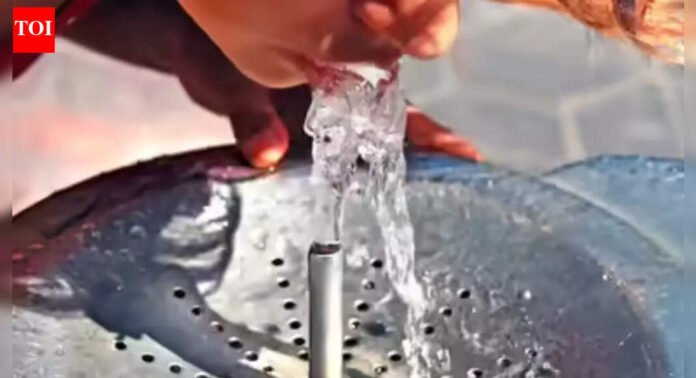 Sewage in drinking water in Greater Noida: Several fall ill with vomiting, diarrhoea; residents fear Indore-like tragedy | Noida News