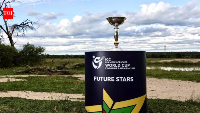 Sri Lanka Under-19 39/6 in 11.3 Overs