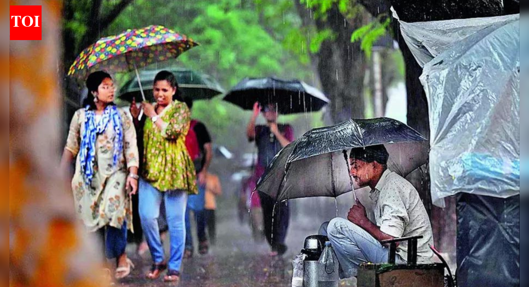 Surprise Showers Greet Mumbaikars on New Year’s Day 2026 | Mumbai News