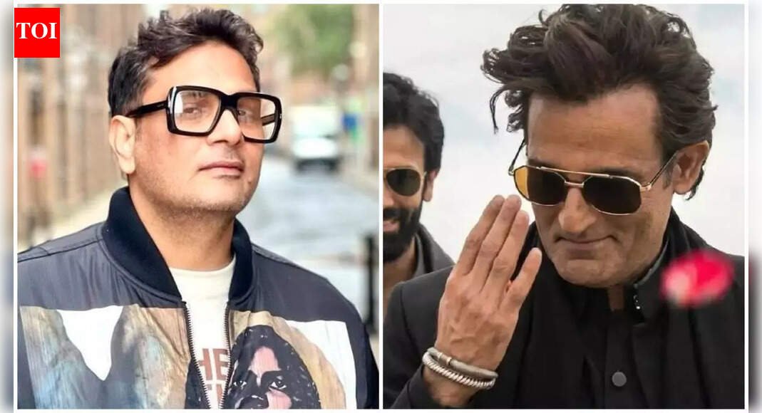 ‘Paagal ho gaya hai kya?’: Mukesh Chhabra recalls how Akshaye Khanna scolded him for offering Rehman Dakait’s role in Dhurandhar |