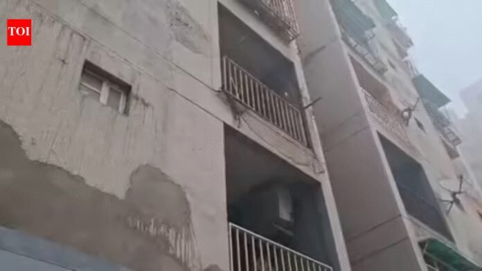 '2 fell while trying to save the third': Man who saw Ghaziabad sisters jump from 9th floor at 2am | India News