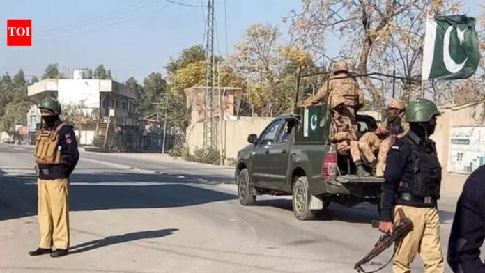 5 Pakistani cops killed in coordinated militant attack in Khyber Pakhtunkhwa