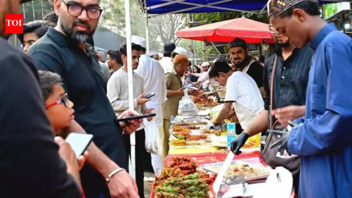 Advent of Ramzan sees mosques welcome worshipers to community Iftar in Mumbai | Mumbai News