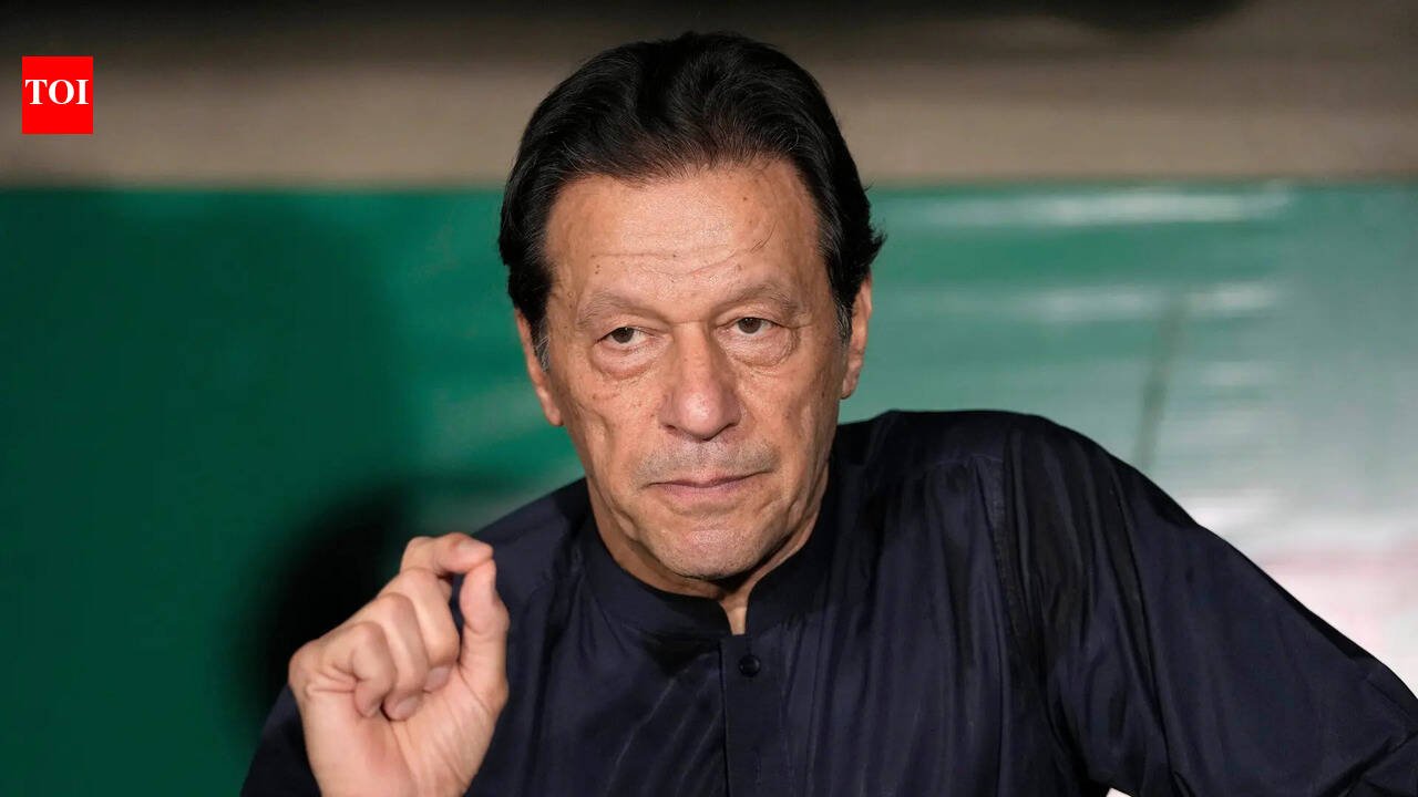 'Avoid speculations': Imran Khan to undergo specialised eye treatment, says Pak govt; family claims 'not consulted'
