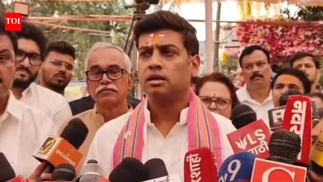 Contest against me, says Shrikant Shinde to Naik | Thane News