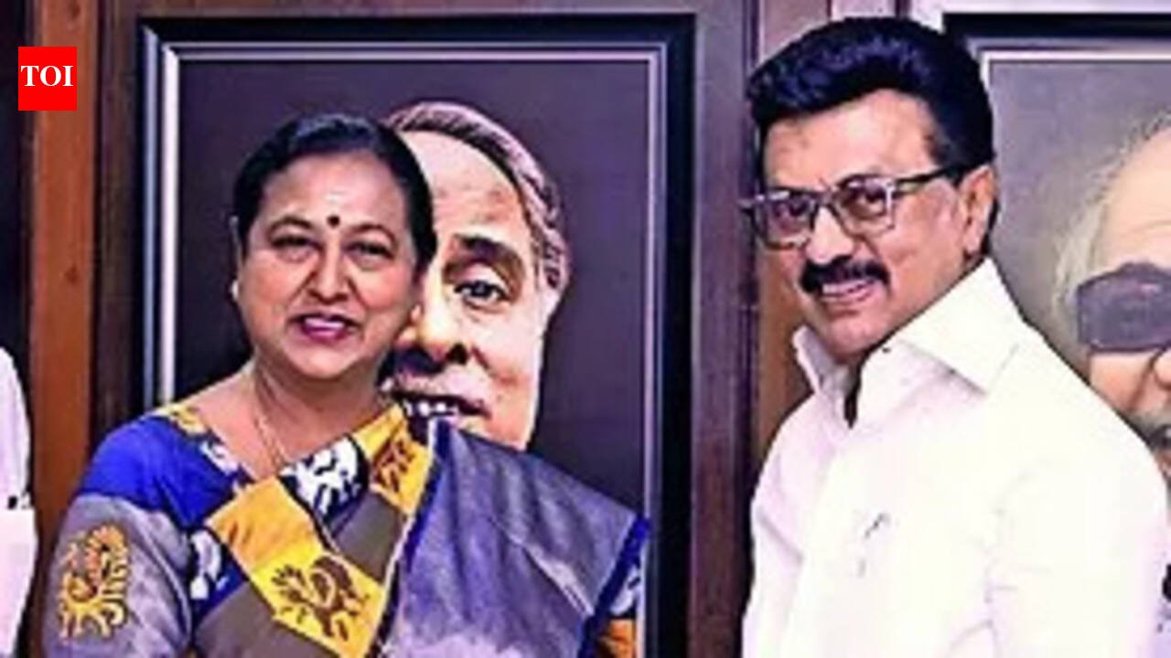 DMDK, DMK forge first-ever electoral pact | India News