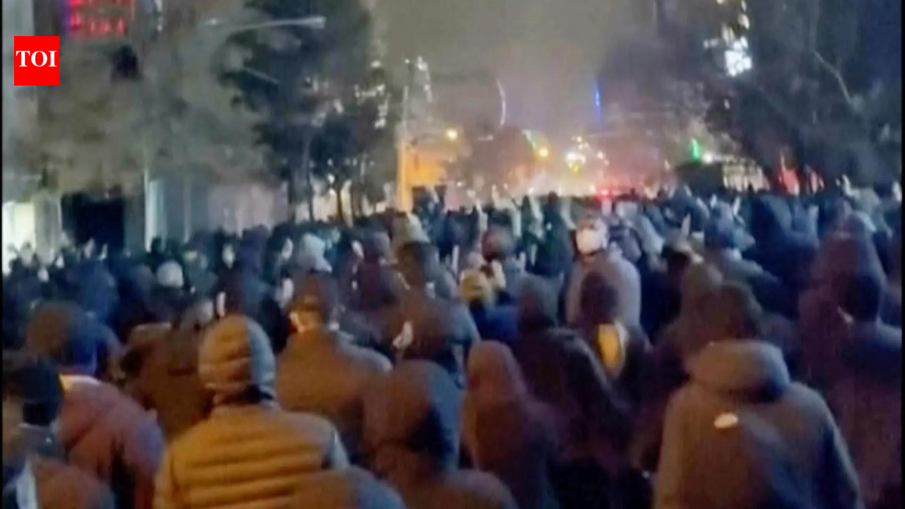 ‘Death to the dictator’: Month after deadly crackdown, protests flare up in Iran again – Watch