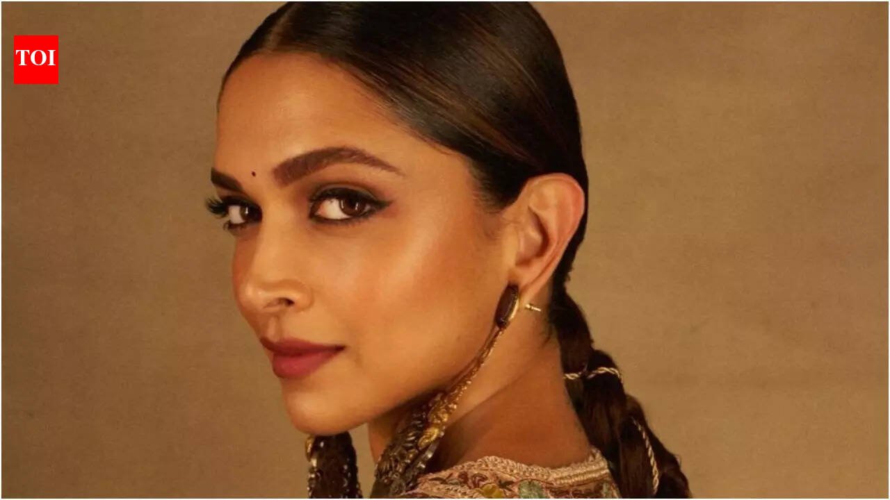 Deepika Padukone celebrates 40 with Ross Geller’s inspired humour, fans love it | Hindi Movie News