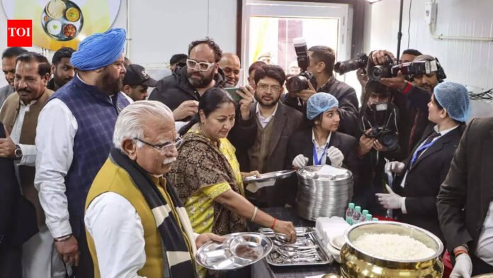 Delhi govt opens 25 Atal Canteens; each to serve 1,000 meals per day | India News
