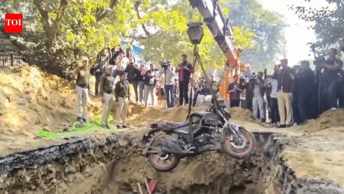 Delhi govt suspends 3 engineers after motorcyclist's accident - top developments | India News