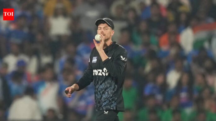 'Dodgy burger': Mitchell Santner misses Canada game as New Zealand chase Super 8 spot | Cricket News