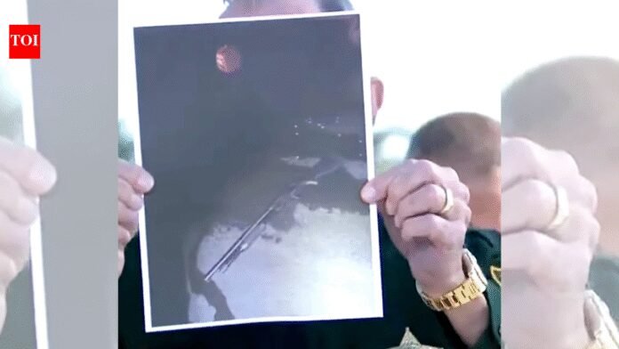 'Drop the items!' Tense final warning before agents shot armed intruder at Trump's Mar-a-Lago resort