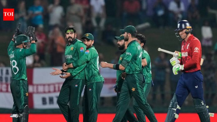 Michael Vaughan Issues Blunt Statement on Coaching in Pakistan | Cricket News