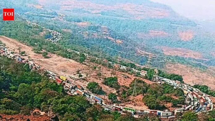 Mumbai-Pune expressway chaos: A simple 3-hour journey turned into an 8-hour ordeal | Mumbai News