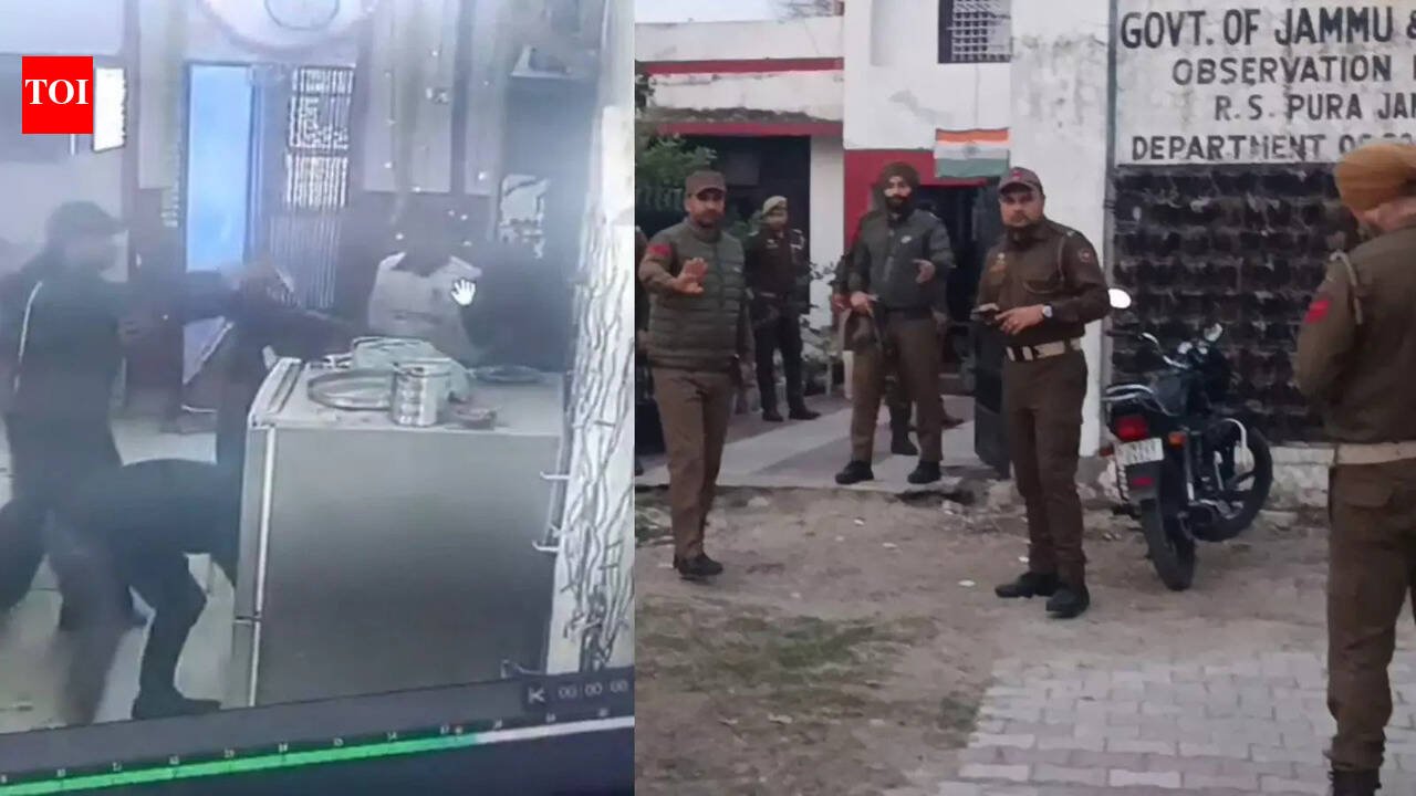 Pak duo among 3 inmates flee Jammu juvenile home after injuring 2 cops | India News