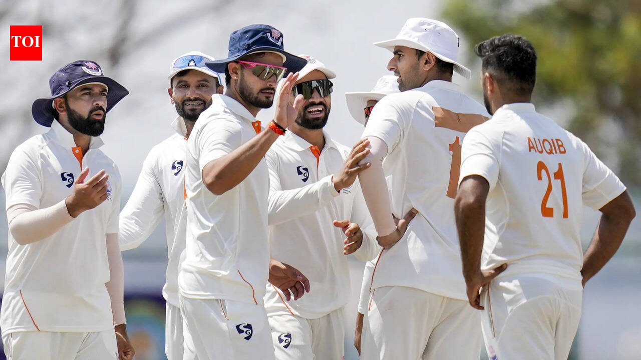 Ranji Trophy final: Jammu and Kashmir seize control as Karnataka stare at massive first-innings deficit | Cricket News