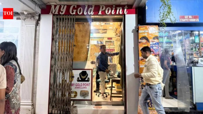 Rs 7.88cr gold heist in Mumbai’s Borivali, 2 held, minor detained | Mumbai News
