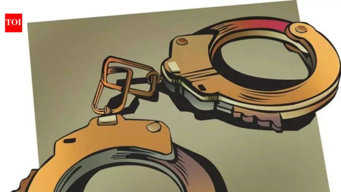 Second sex assault on minor in Badlapur in over a month: School bus driver arrested for molesting 12-year-old girl | Mumbai News