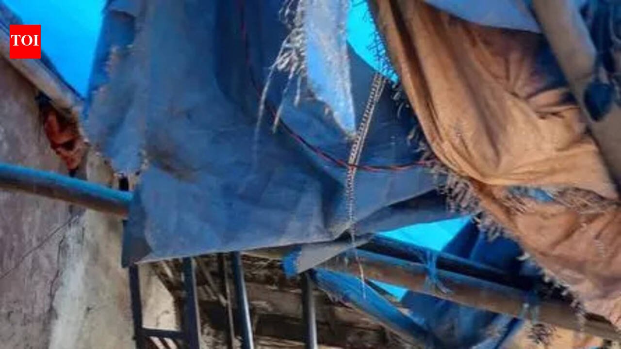 Slum Rehabilitation Authority initiates probe into complaints of re-erected demolished huts being declared eligible for free housing in Dharavi Redevelopment Project in Mumbai | Mumbai News