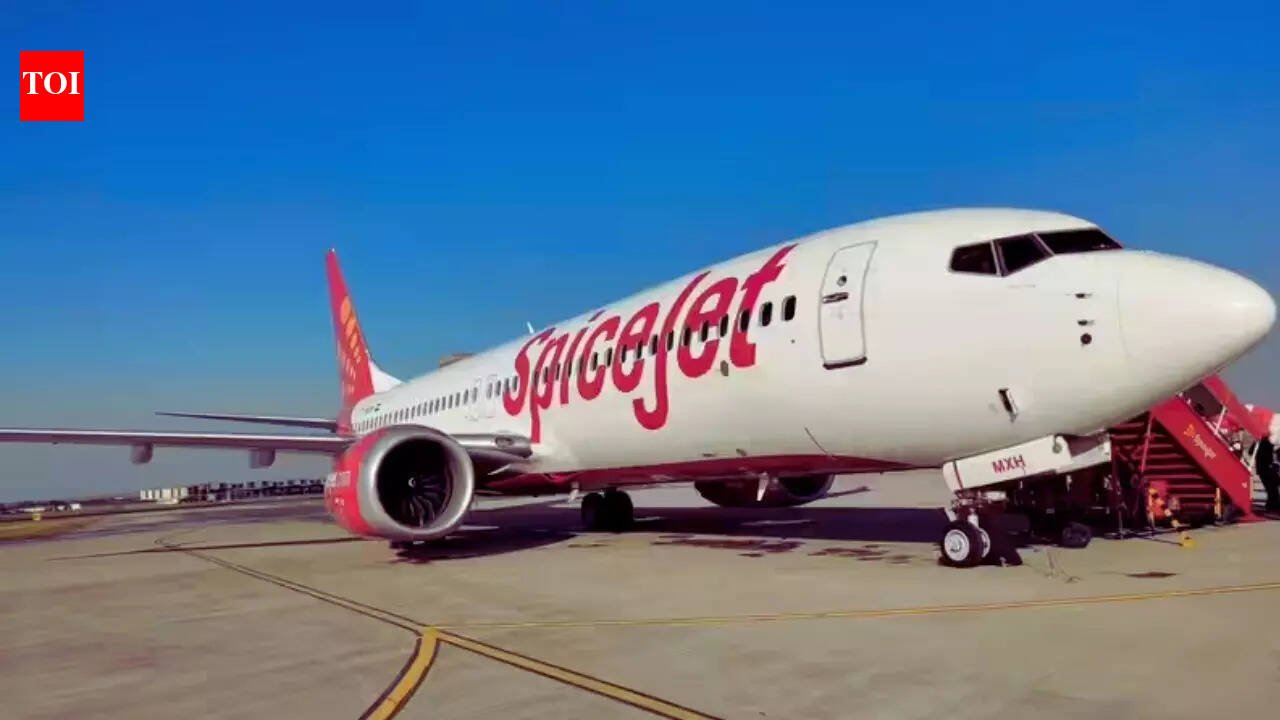 Spicejet Emergency Landing: ‘Mayday, Mayday, Mayday’: SpiceJet Boeing 737 with 150 on board makes emergency landing at Delhi airport following ‘engine failure’ after takeoff | Delhi News