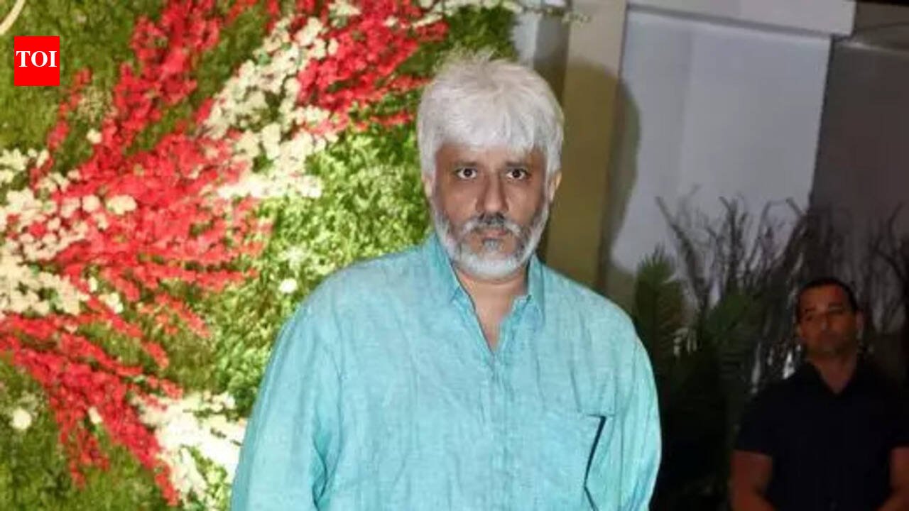 Supreme Court grants bail to filmmaker Vikram Bhatt and wife in Rs 30 crore cheating case | Mumbai News