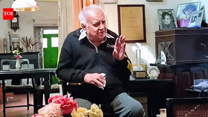 Travel writer Hugh Gantzer, 95, dies in Mussoorie | India News