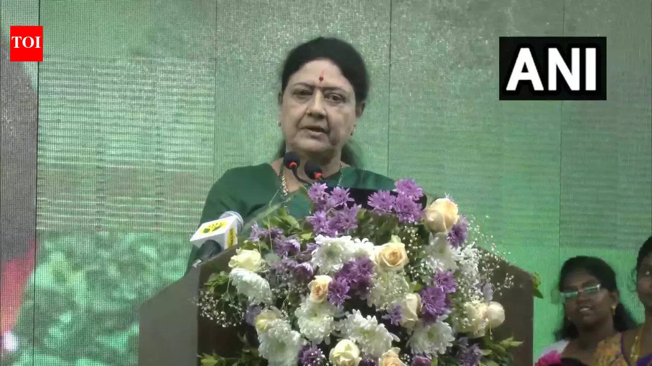 ‘Root out enemies and traitors’: Sasikala floats new political party ahead of Tamil Nadu elections | India News