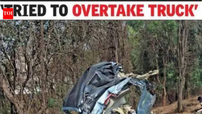 3 IIT-B students killed as car hits truck, flips on eway | Mumbai News