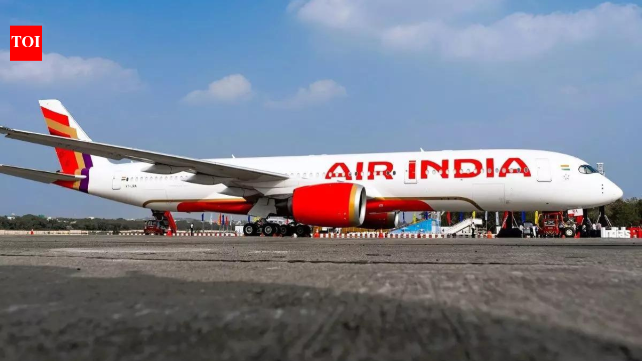 AI to deploy more pilots for Dreamliners on West route