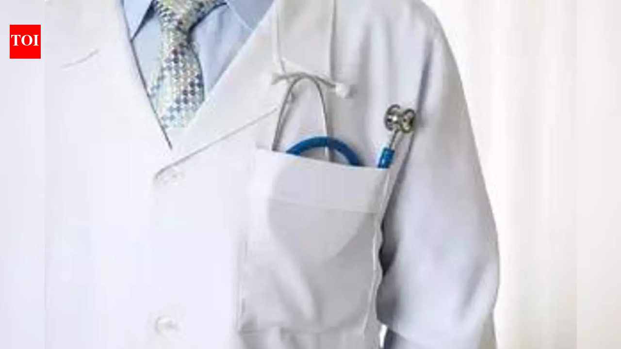 Aggressive H3N2 variant prompts changes to this year’s flu shot | India News