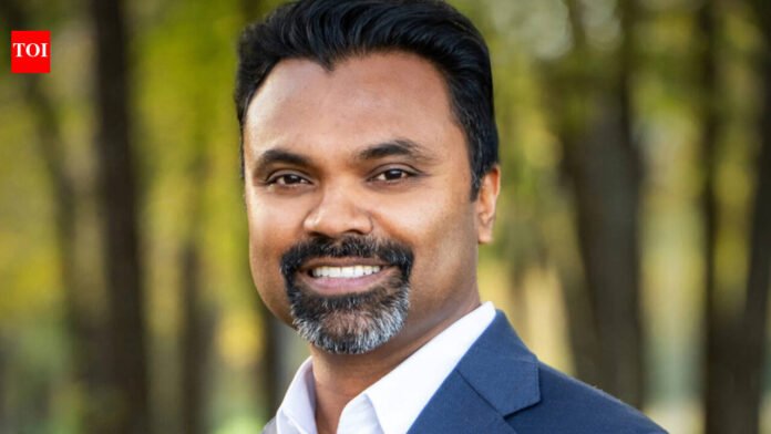 'Are you scared you'll get deported': Two Indian-origin men clash on social media over H-1B. One of them is Texas GOP chairman