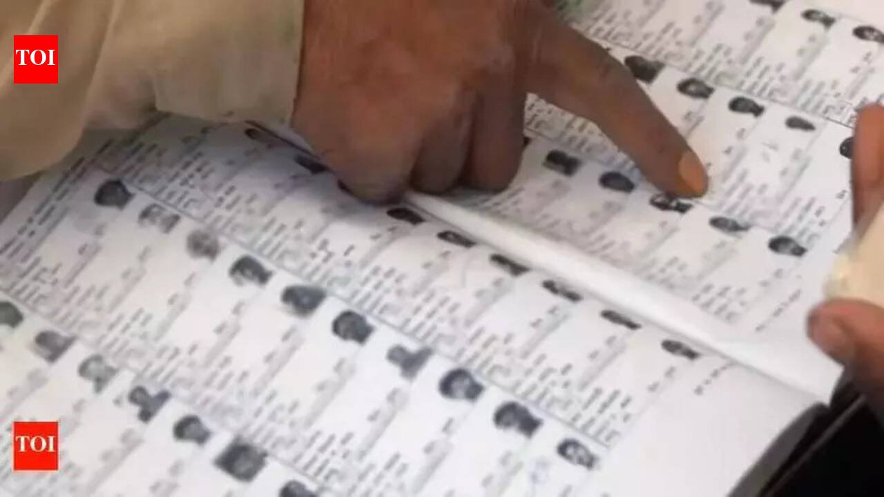 BJP directs Mumbai corporators to scrutinise voter rolls ahead of SIR | Mumbai News
