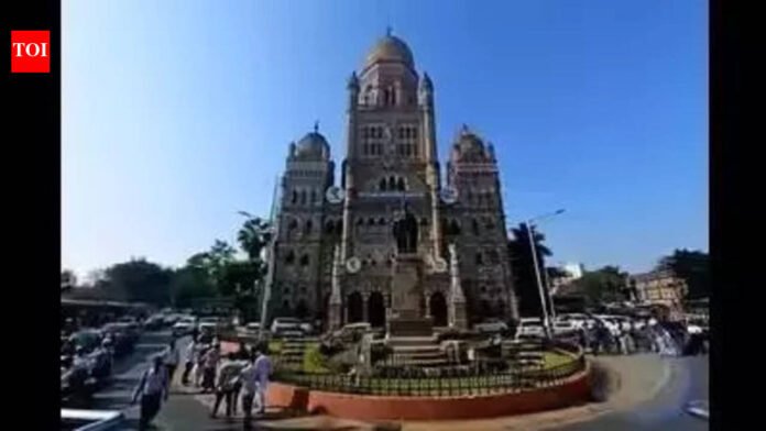 BJP opposes plan for town hall at Azad Maidan again | Mumbai News