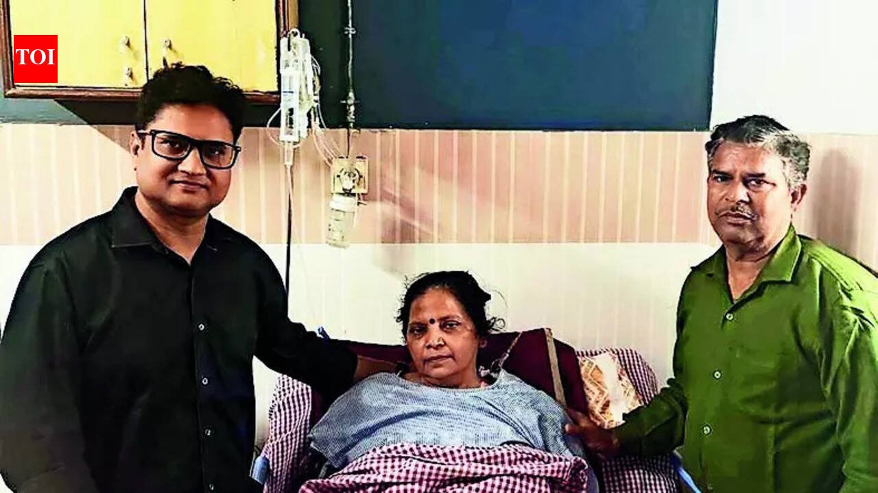 Bareilly Brain Dead Woman: 'Brain-dead' woman jolted back to life by pothole in UP | Lucknow News