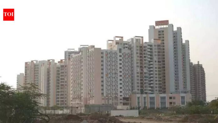 Gurgaon Man Jumps To Death: Man jumps to death from 23rd floor with 2-year-old daughter in Gurgaon | Gurgaon News