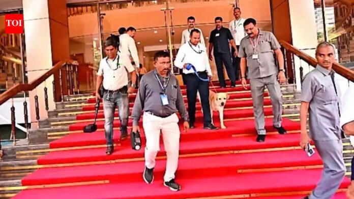 How a ‘missile threat’ shut down Maharashtra Vidhan Bhavan and triggered panic across Mumbai landmarks | Mumbai News