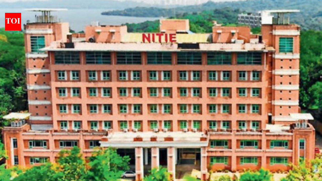 IIM Mumbai 2024–26 final placements see top domestic package of Rs 71.4 lakh, top half average Rs 34.5 lakh | Mumbai News