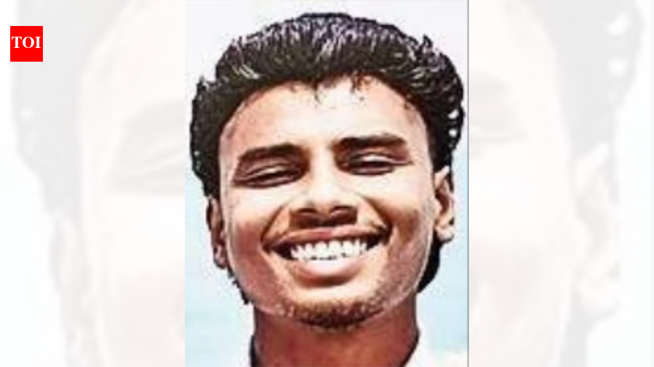 Kerala youth stranded on Iran cargo ship, kin seek help | India News