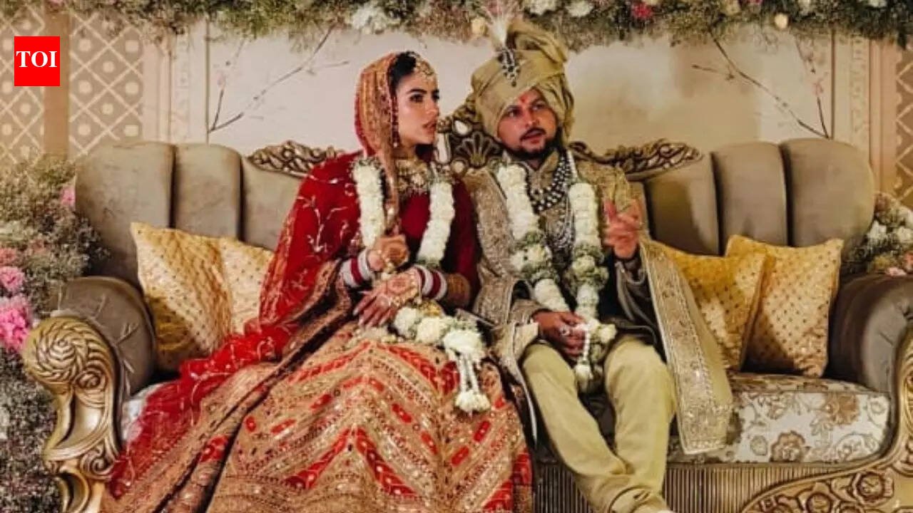 Kuldeep Yadav ties know with Vanshika Chadha - pics out | Cricket News