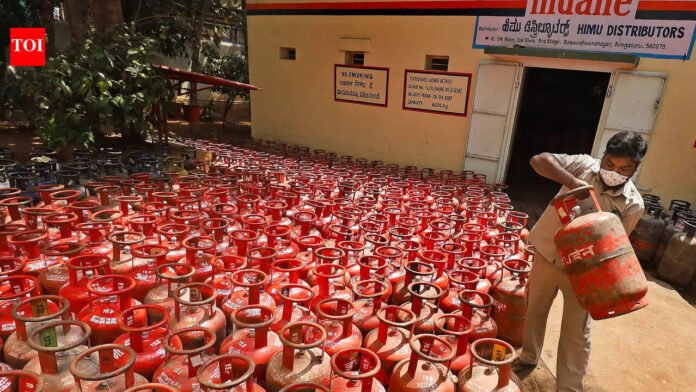 LPG crisis: Centre pushes states to fast-track switch to PNG amid Hormuz supply disruption