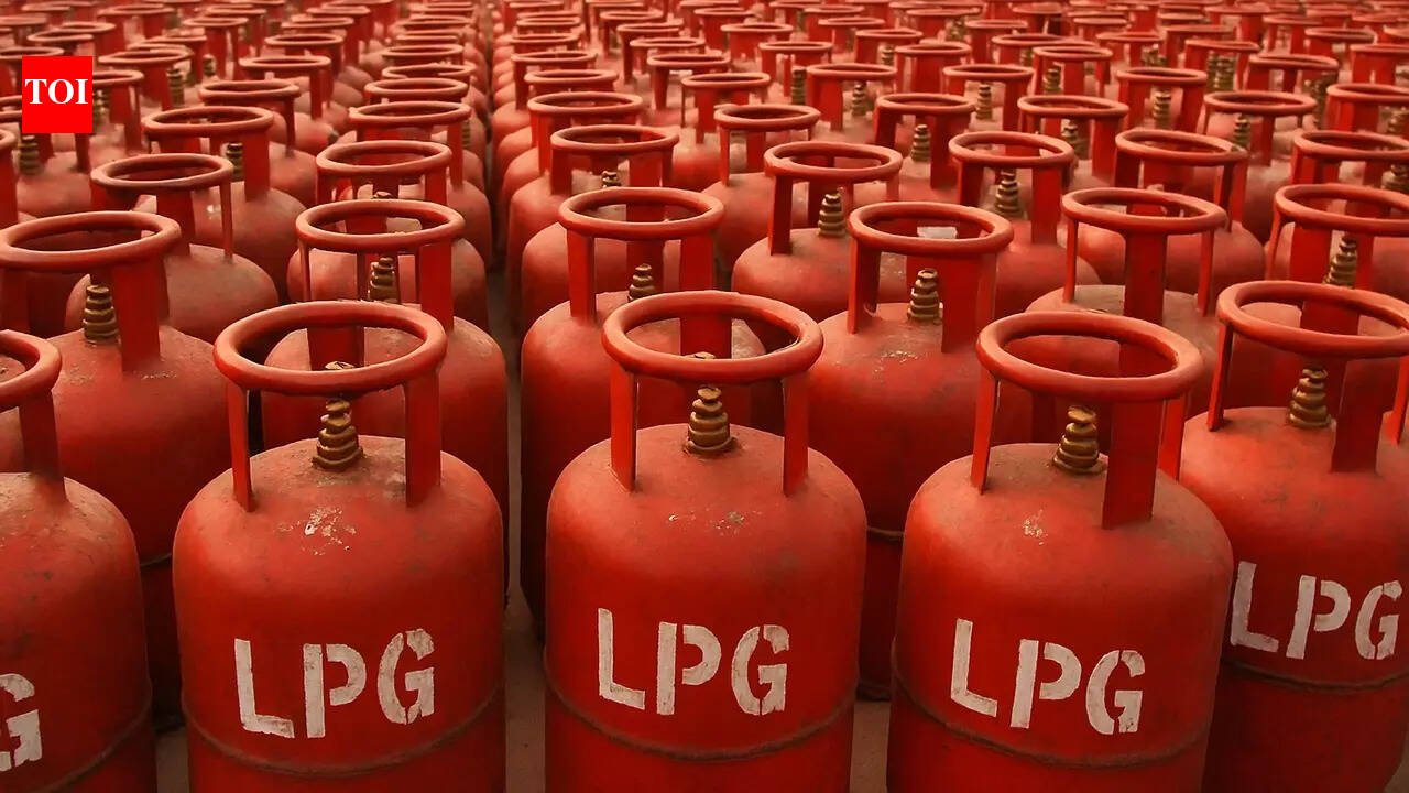 LPG cylinder rate, petrol, diesel price today (March 18, 2026): Check city-wise list of latest prices amid Middle East conflict